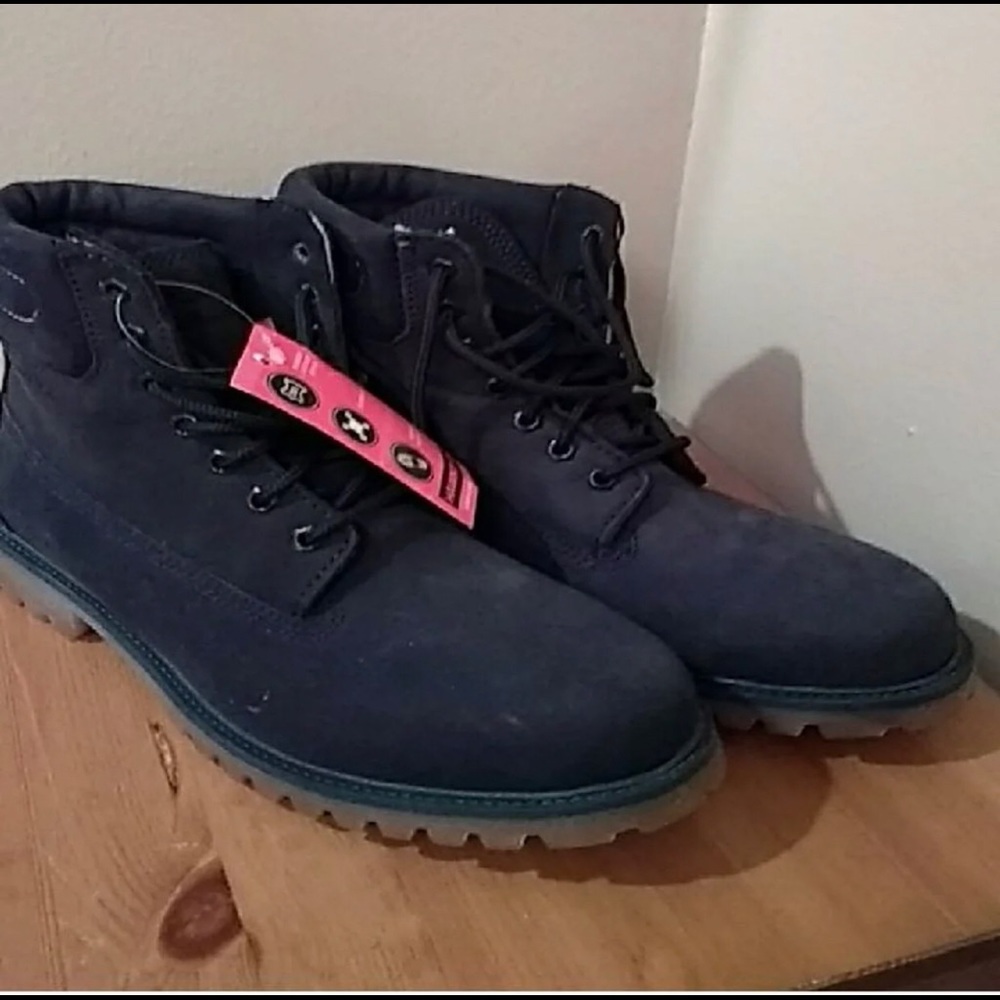 Hawk boots